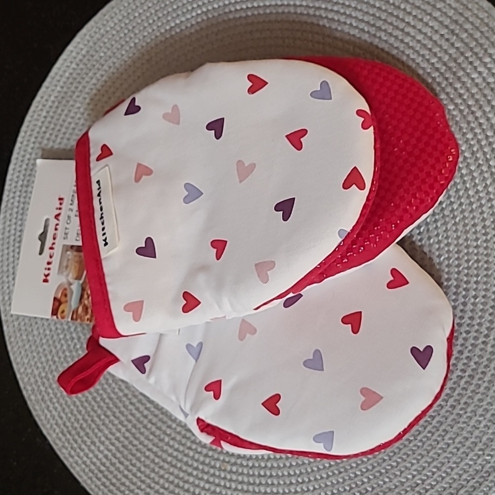 KitchenAid Mini Mitts